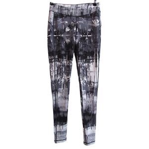 ‎Reebok Black/Gray/White Print Leggings Sz XS